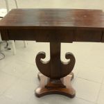 863 6670 PEDESTAL TABLE